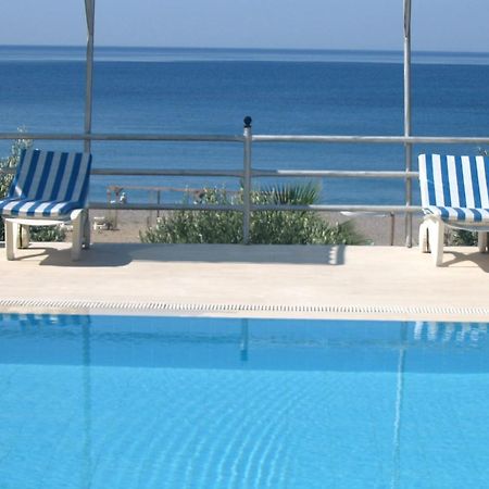 Hotel Schoenberg Kızılot Bagian luar foto