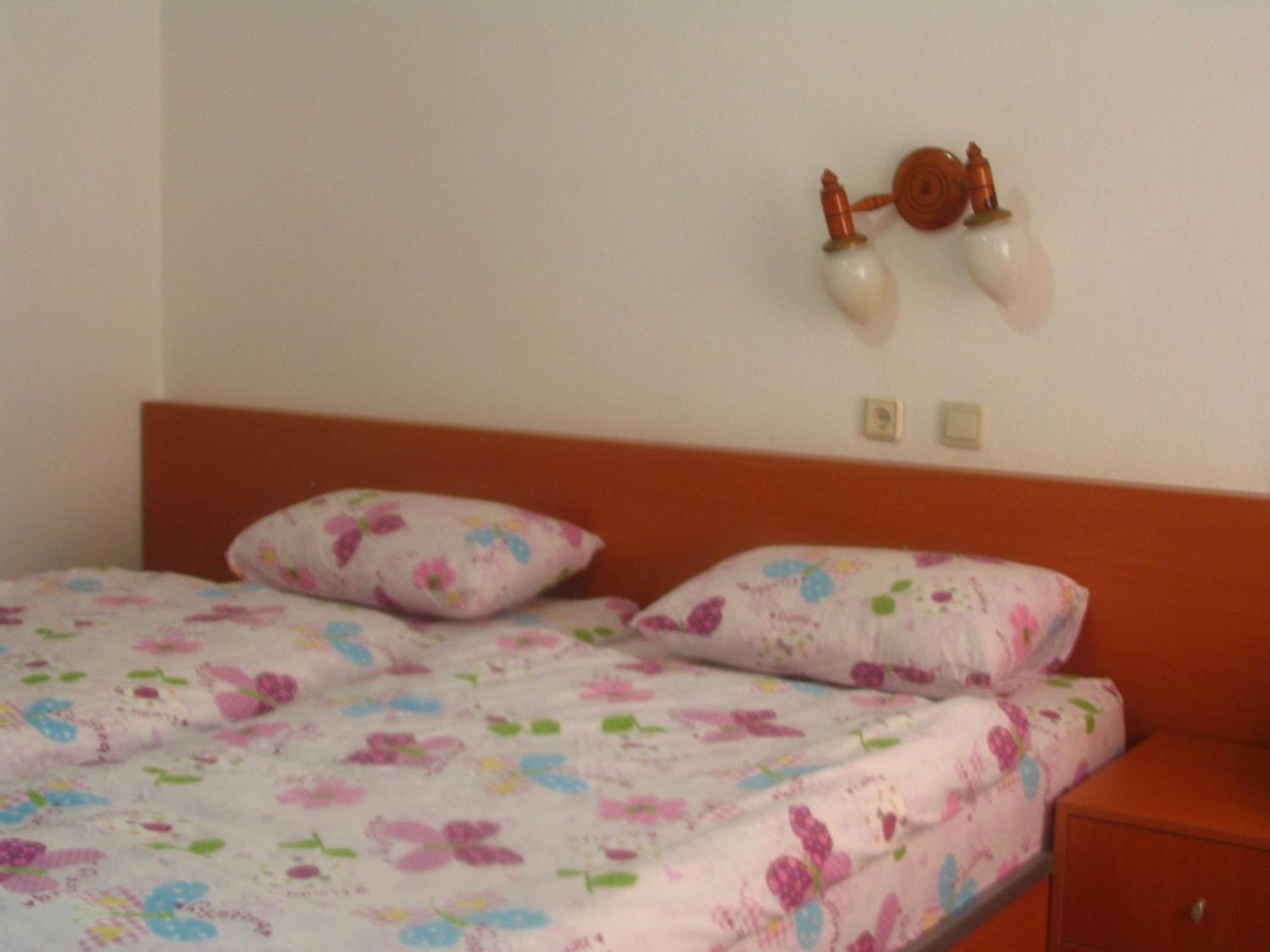 Hotel Schoenberg Kızılot Ruang foto
