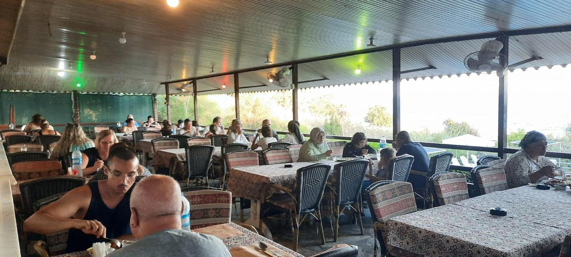 Hotel Schoenberg Kızılot Bagian luar foto