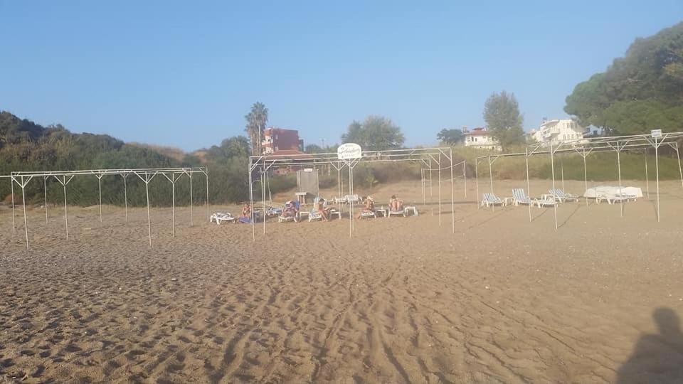 Hotel Schoenberg Kızılot Bagian luar foto